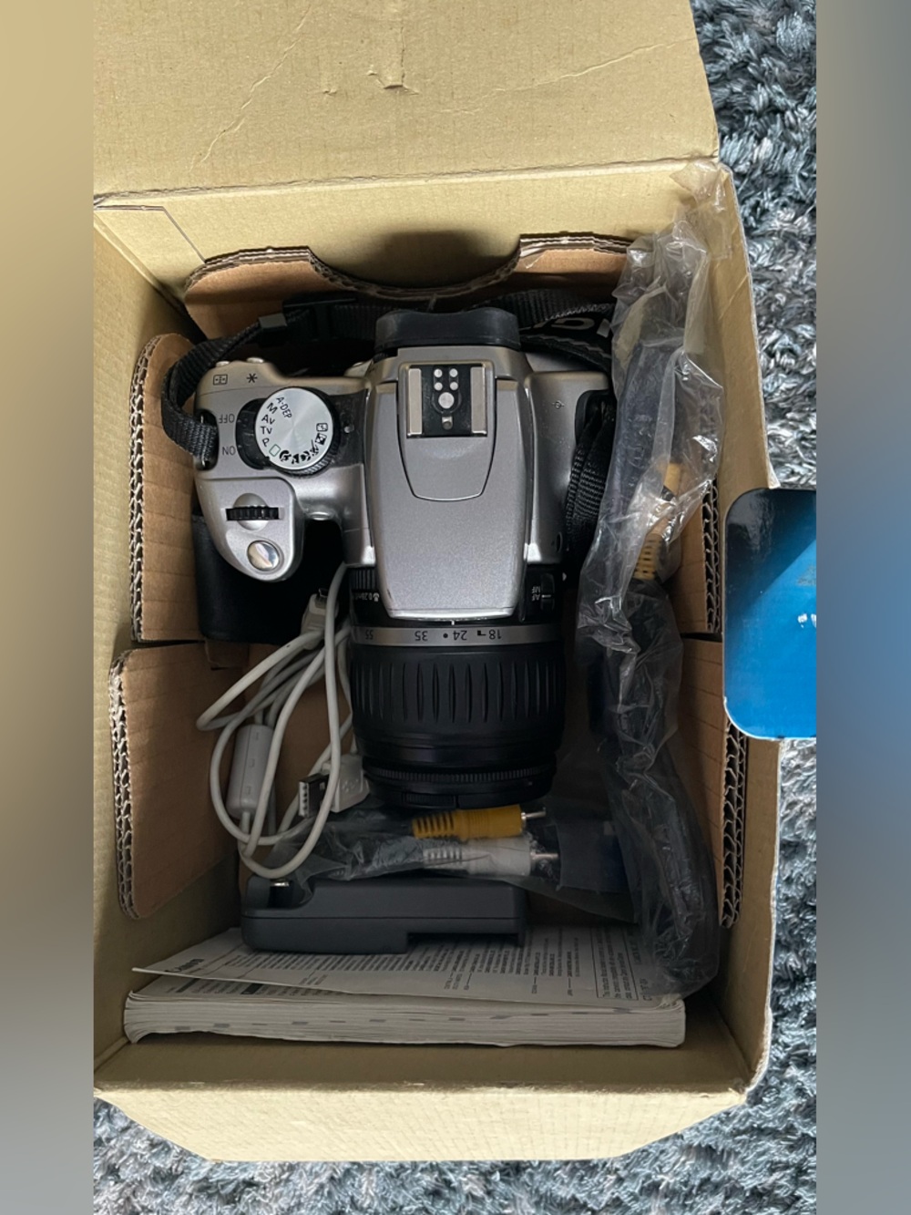 Canon EOS Digital Rebel XT silver
